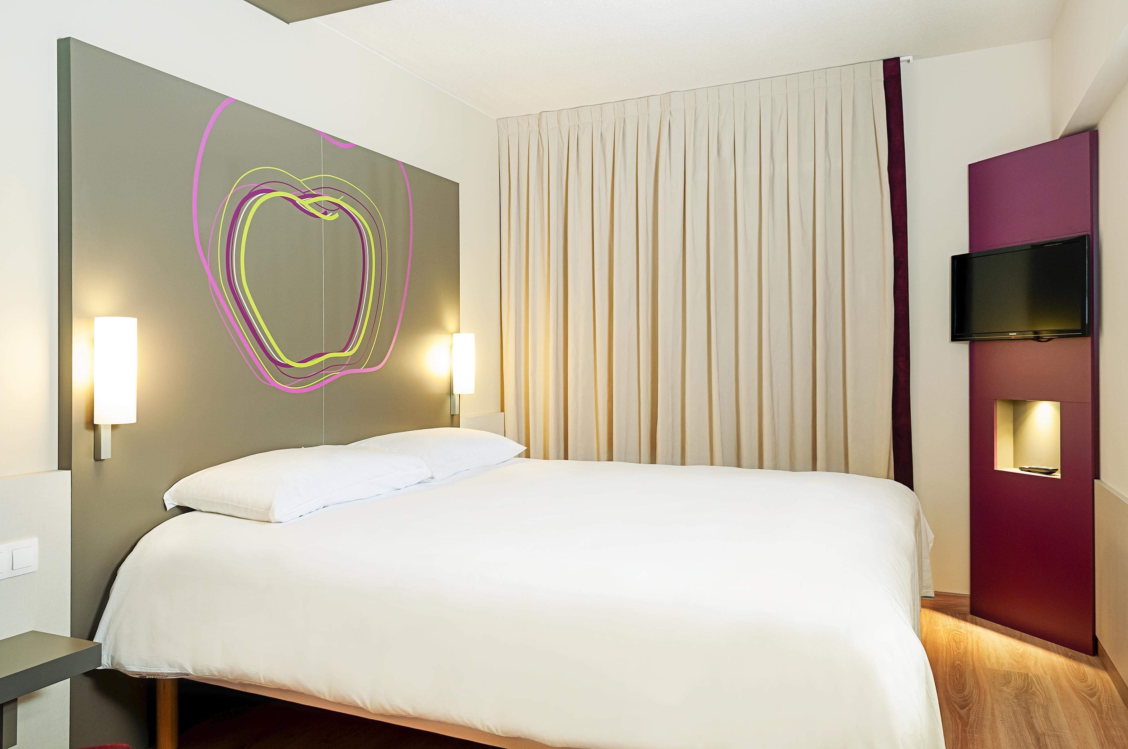 Hotel Ibis Styles Lleida Torrefarrera Экстерьер фото